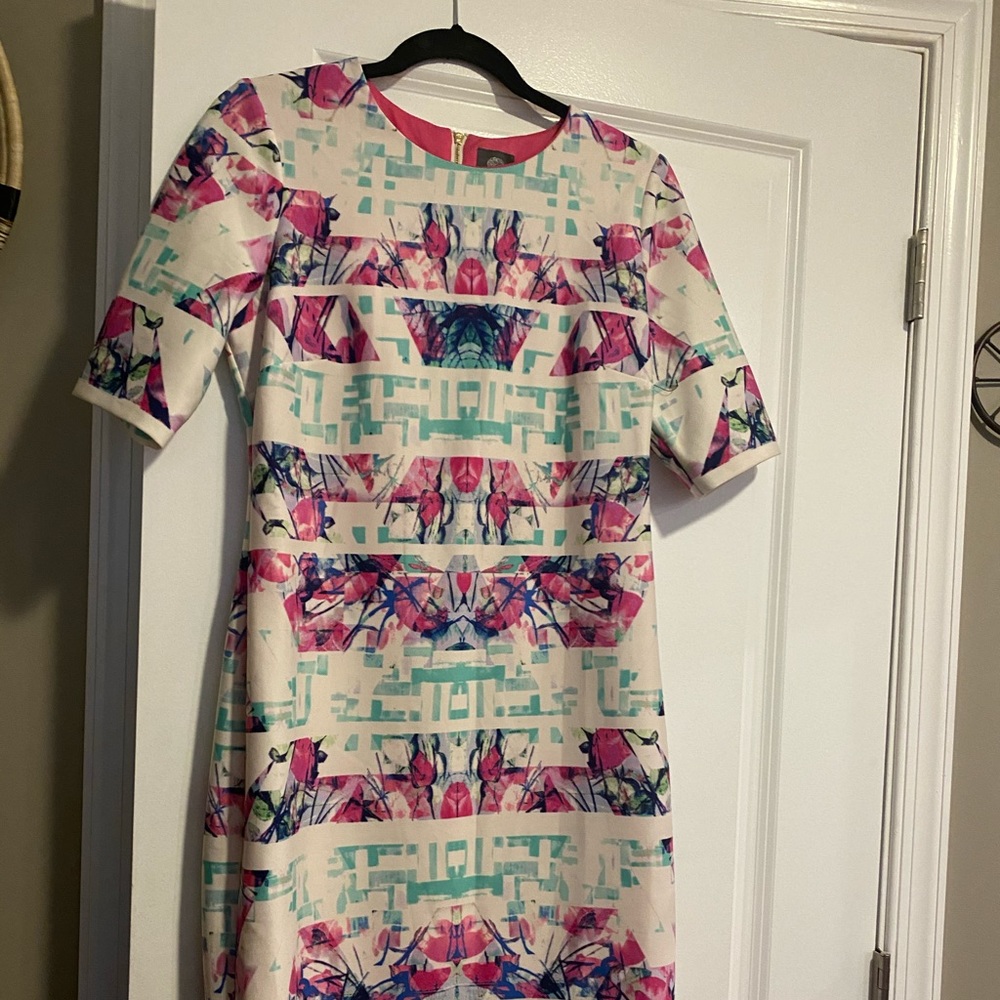 Vince Camuto pink scuba dress size 10